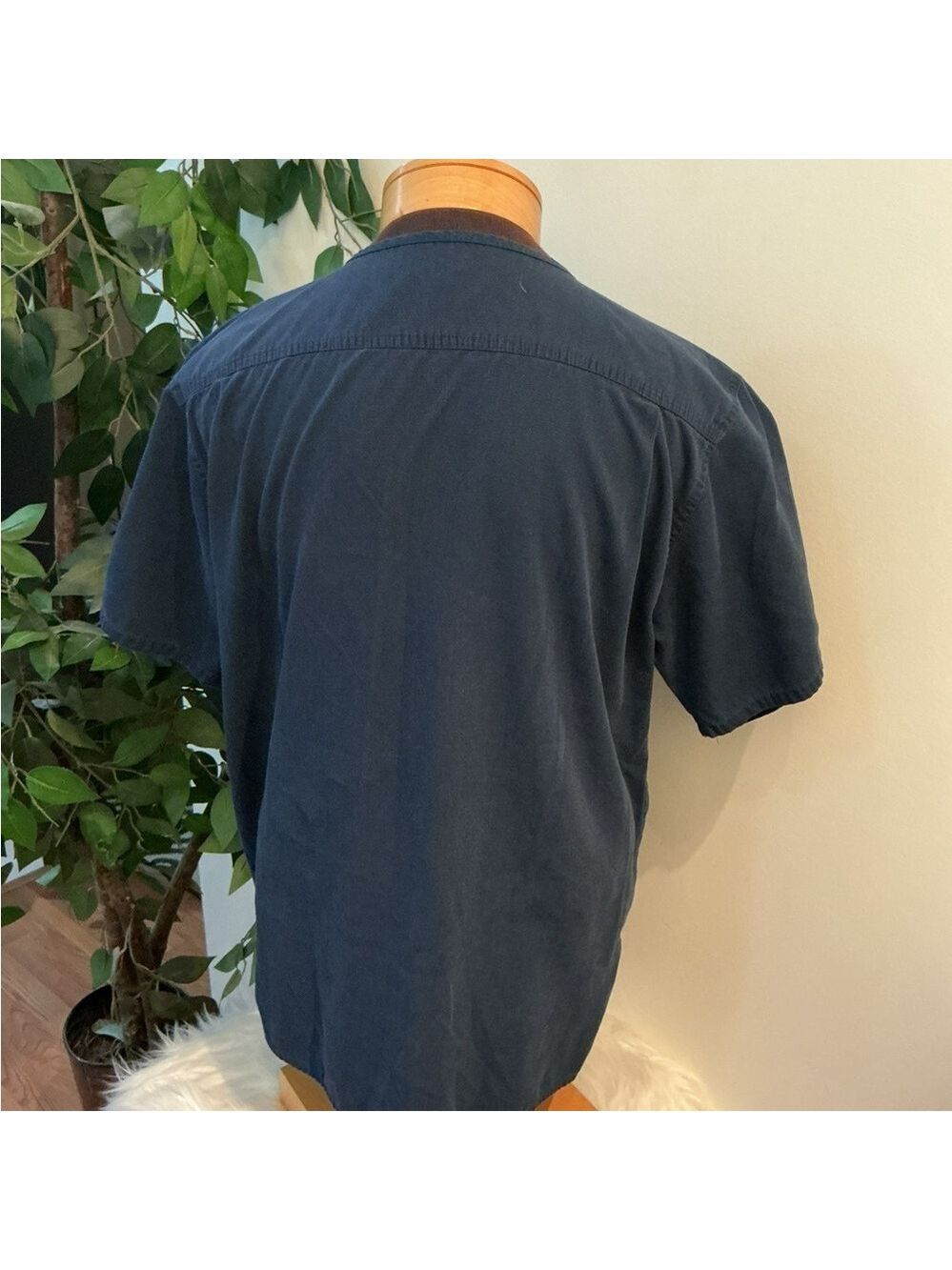 Men's Carhartt Blue Short Sleeve Scrub Top Size M - Picture 9 of 14